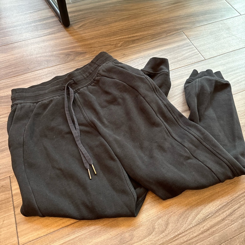 Lululemon sweatpants